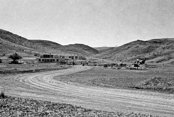General view of the Pelicano Camp, the entrance to La Silla