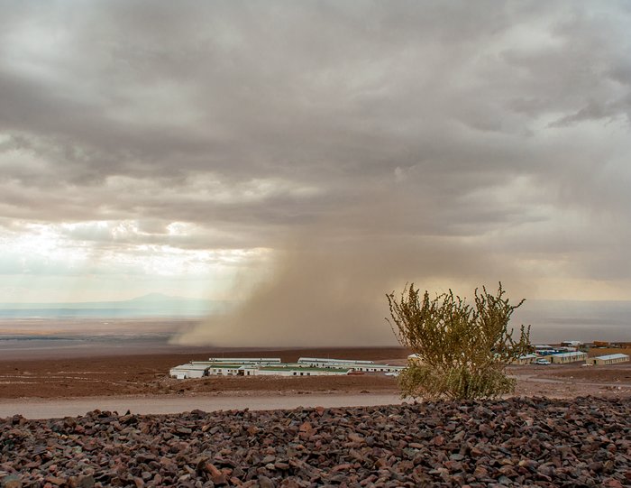 Extreme weather at ALMA 27.2.2015