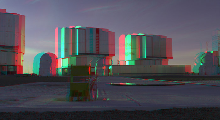 The giant domes of the VLT open as the sun sets - 3D