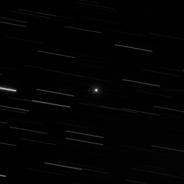 Asteroid Toutatis with the VLT