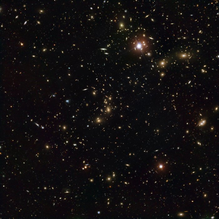 Cúmulo de Pandora— el cúmulo de galaxias en colisión Abell 2744