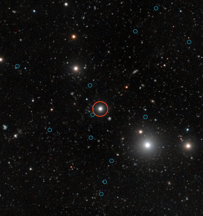 Donkere sterrenstelsels voor het eerst waargenomen (met inschriften)