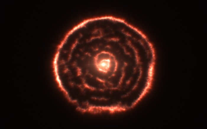 Den underliga spiralen som ALMA hittade runt röda jättestjärnan R Sculptoris  