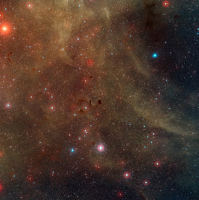 Vista de grande angular da região de formação estelar em torno dos objetos Herbig-Haro HH 46/47