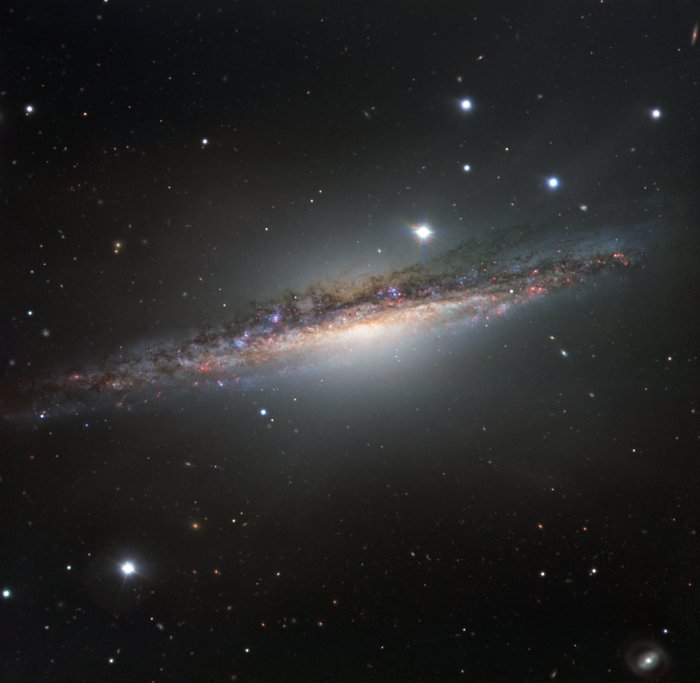 La galassia di taglio NGC 1055