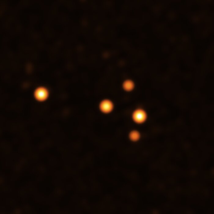 Estrelas em órbita de Sagitário A* em Março de 2021