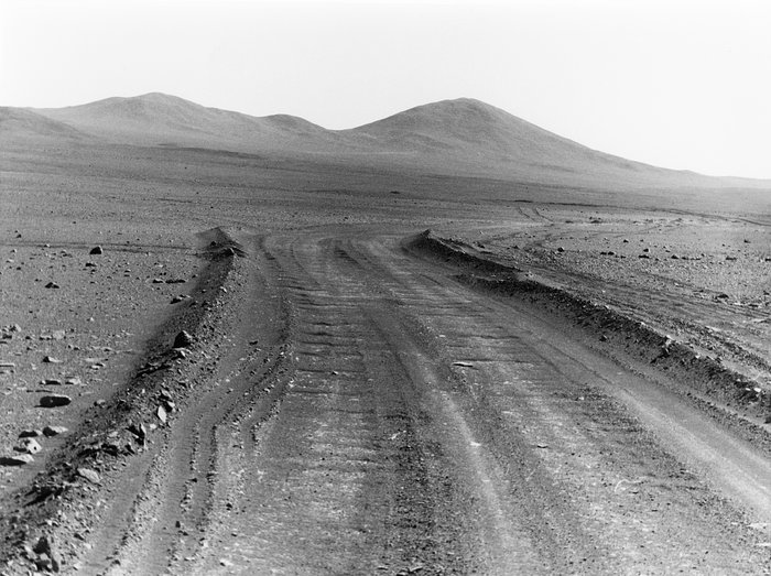 Desert track to Cerro Armazones