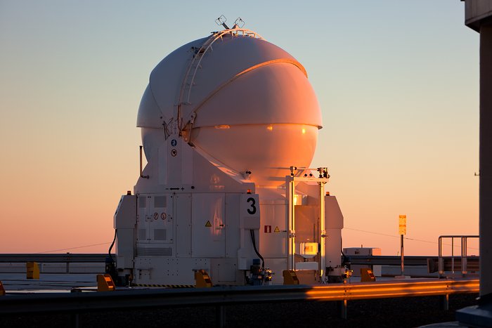 An Auxiliary Telescope waiting for sunset