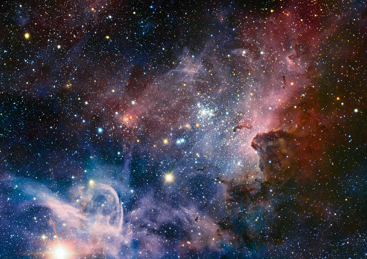 Postcard: Carina Nebula (NGC 3372) VLT (new) | ESO España