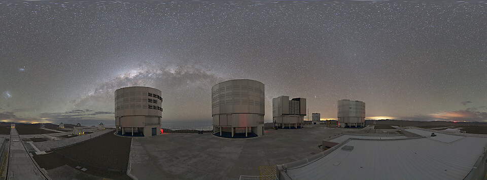 VLT Paranal Panorama