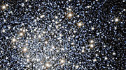 Panorâmica ao longo da imagem infravermelha VISTA do enxame estelar globular Messier 55