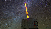 Quattro laser sparati nell'atmosfera
