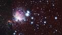 Comparação de imagens visíveis e infravermelhas da nuvem molecular Orion A