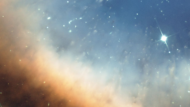 Zoom y paneo sobre la Nebulosa Helix