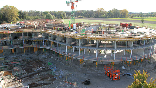 Secuencia de time-lapse mostrando la construcción de la ampliación de la sede central de ESO 