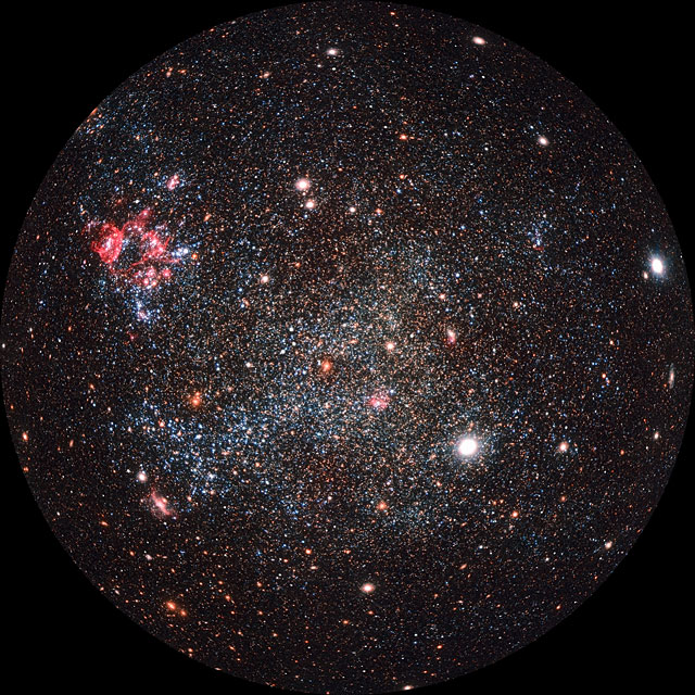 Survol de la galaxie IC 1613