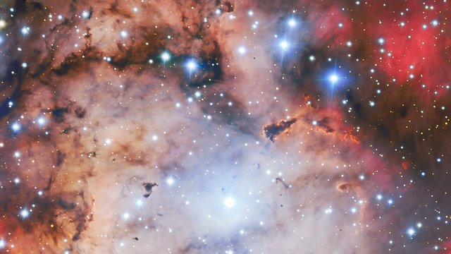 Schwenk über NGC 2467
