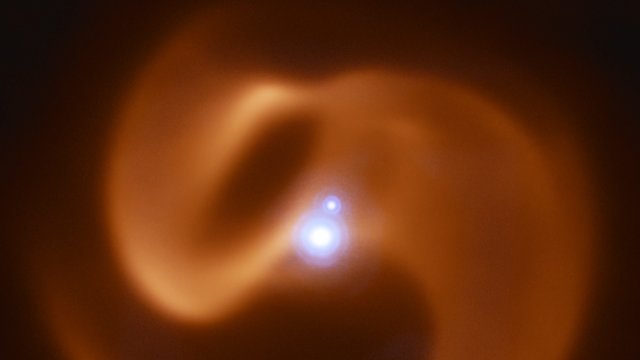 ESOcast 185 Light: Uma serpente cósmica (4K UHD)