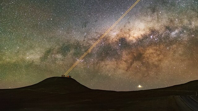 ESOcast 217 Light: Telescópio do ESO observa superfície de Betelgeuse a diminuir de brilho