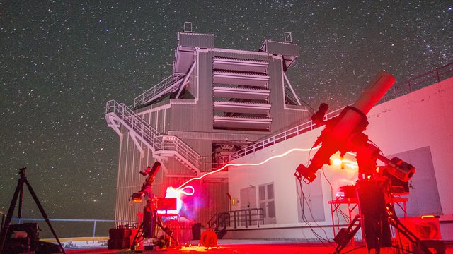 A night of stargazing at the New Technology Telescope