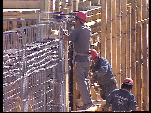 VLT construction 1994